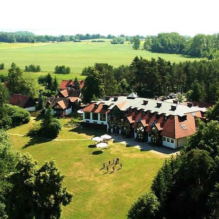 Pan Dom Pracy Tworczej W Wierzbie Wierzba Bagian luar foto