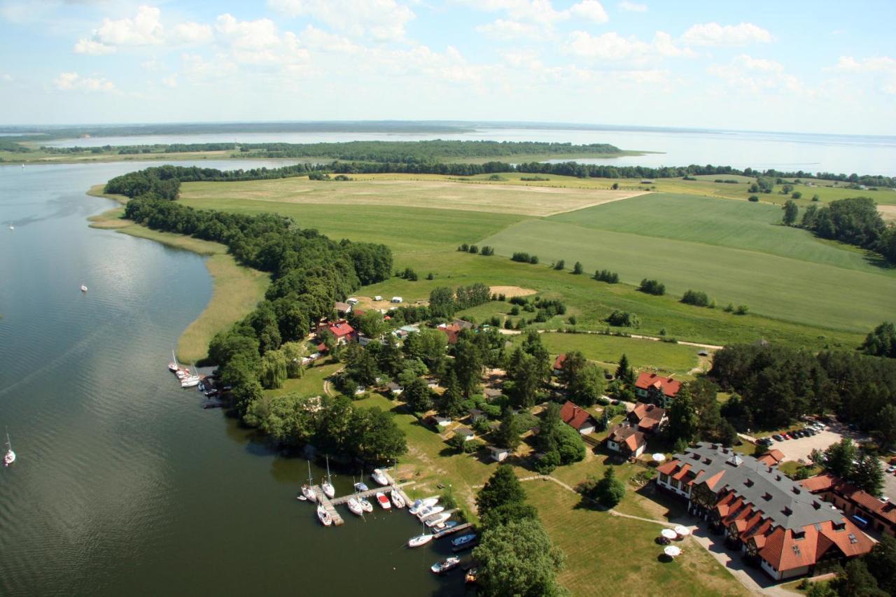 Pan Dom Pracy Tworczej W Wierzbie Wierzba Bagian luar foto