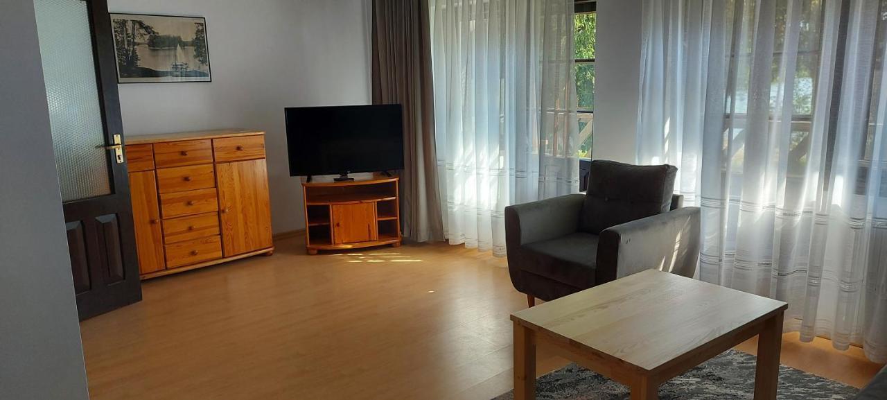 Pan Dom Pracy Tworczej W Wierzbie Wierzba Bagian luar foto